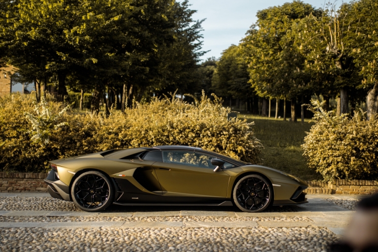 Lamborghini Aventador LP 780-4 ULTIMAE ROADSTER