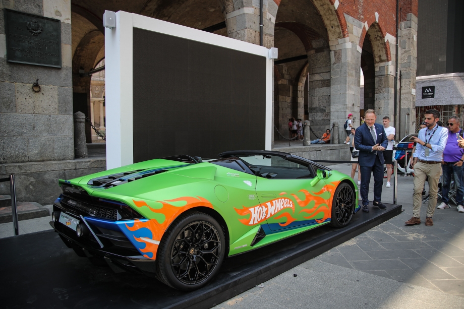 Lamborghini Huracan Supertoys by Hot Wheels