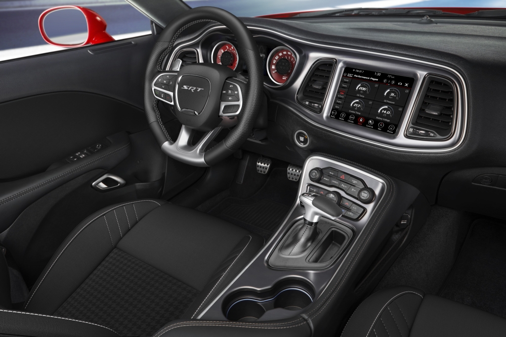 Dodge Challenger SRT Jailbreak