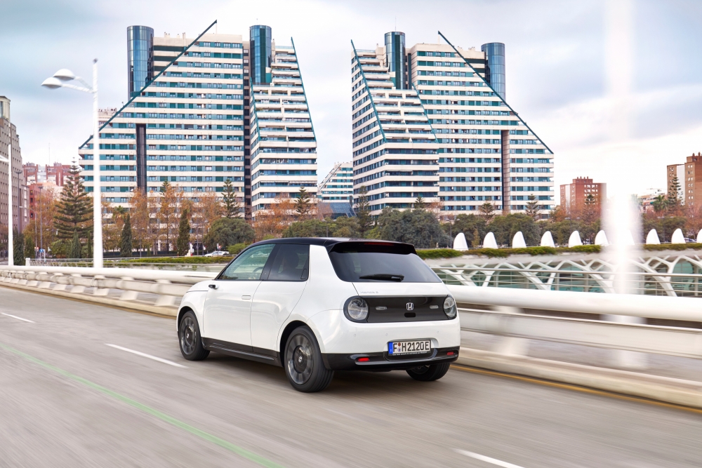 Honda Honda e Advance 17