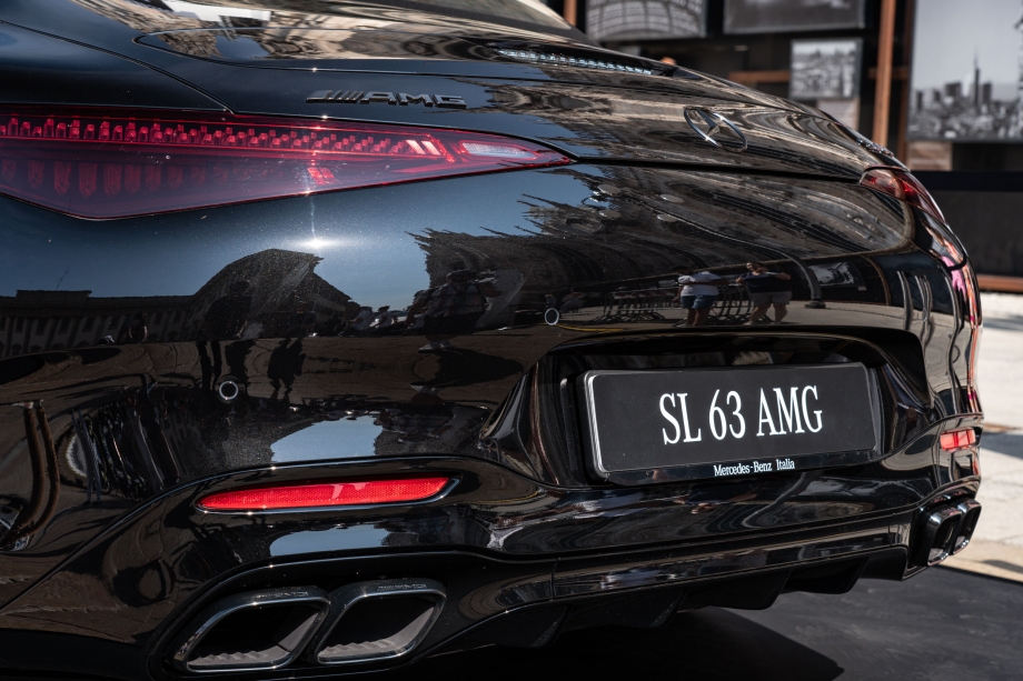 Nuova Mercedes-AMG SL 63