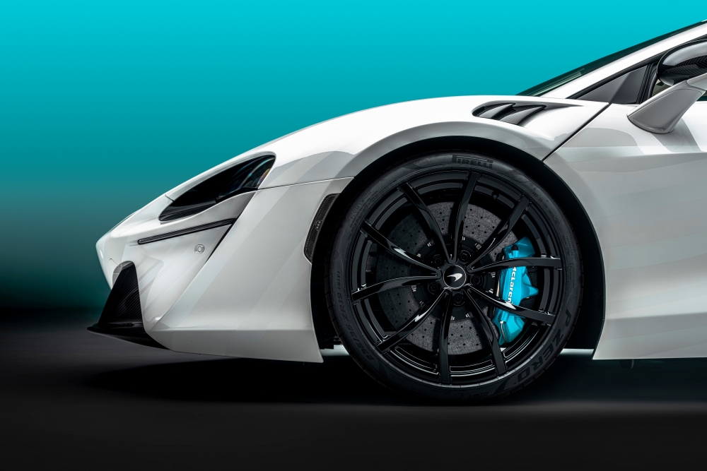 McLaren Artura By MSO