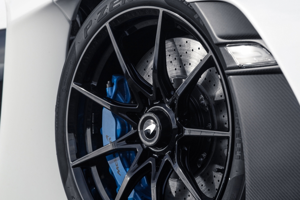 McLaren Senna