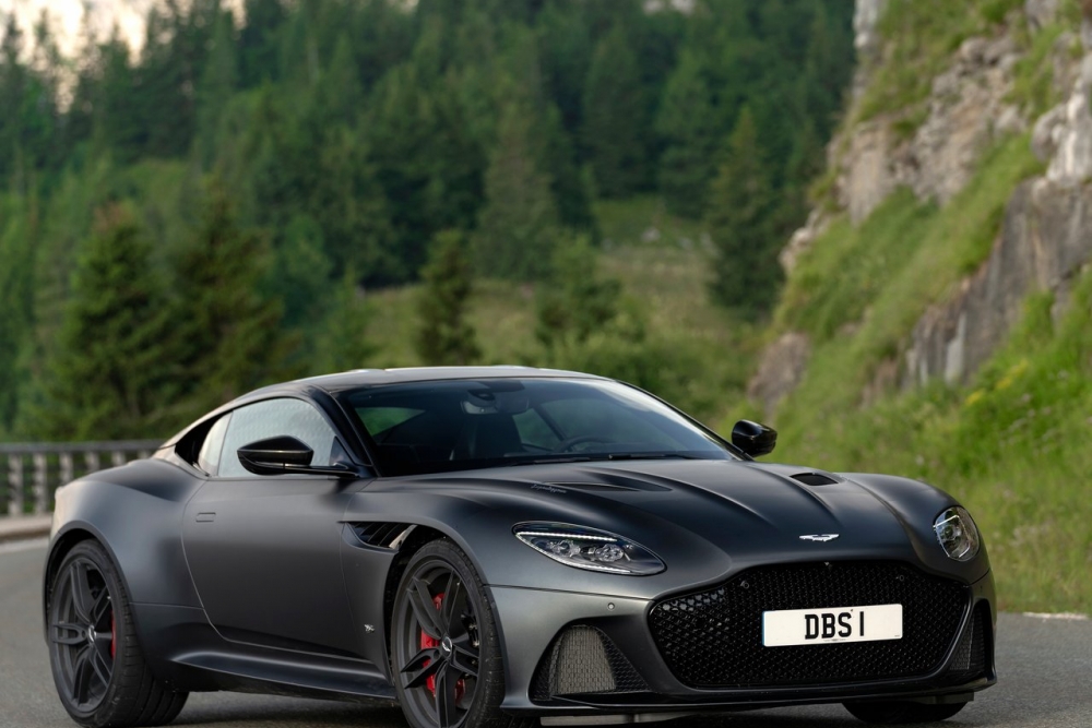 Aston Martin DBS