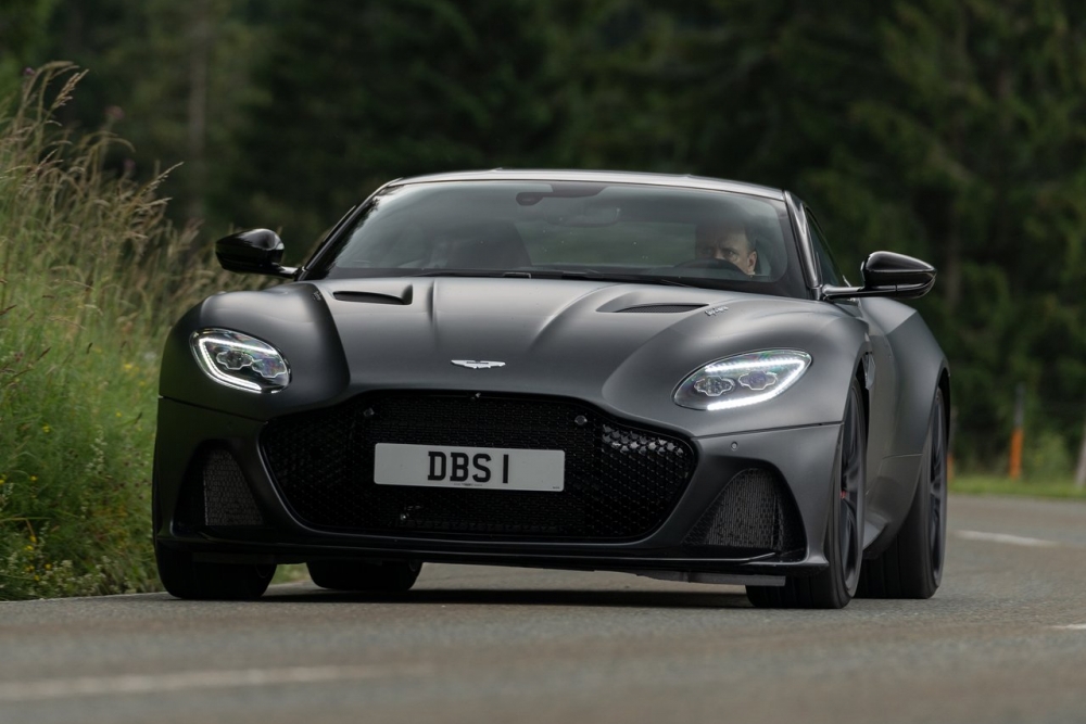 Aston Martin DBS