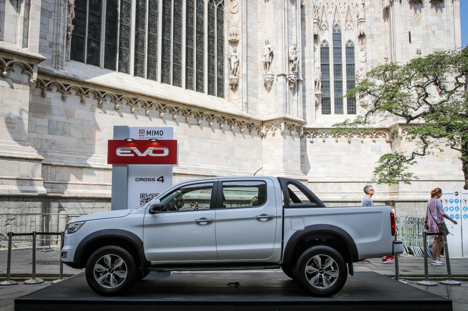 Evo CROSS 4