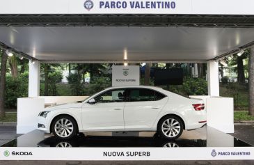 Auto Esposte 8 - MIMO
