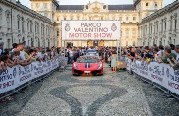Supercar Night Parade 33 - MIMO
